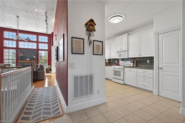 504 Crystal Bay CIR, Suffolk, VA 23435