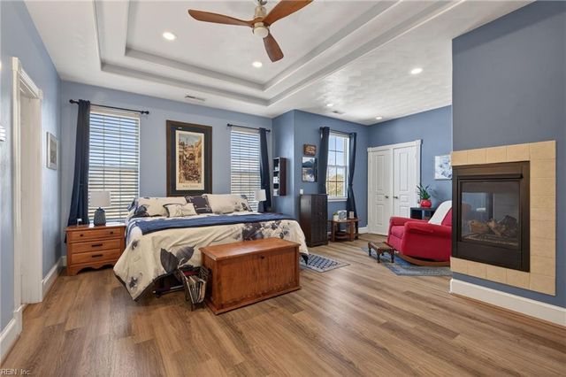 504 Crystal Bay CIR, Suffolk, VA 23435