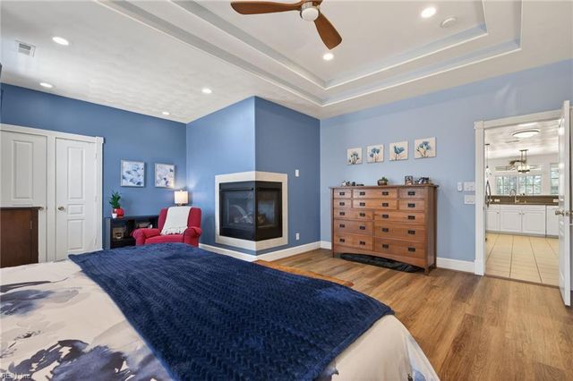 504 Crystal Bay CIR, Suffolk, VA 23435