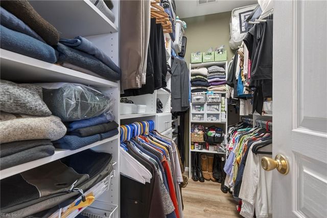 504 Crystal Bay CIR, Suffolk, VA 23435