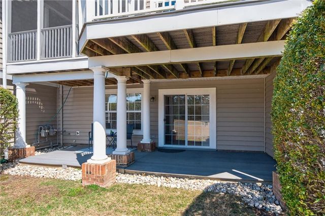 504 Crystal Bay CIR, Suffolk, VA 23435