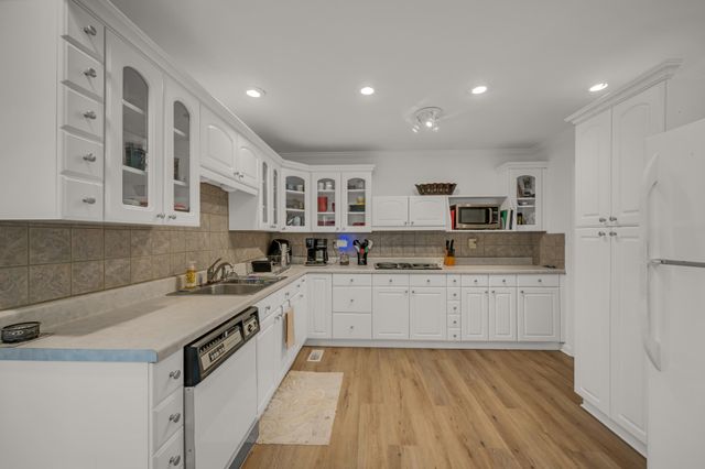 2815 Spencer Mill Rd, Bon Aqua, TN 37025
