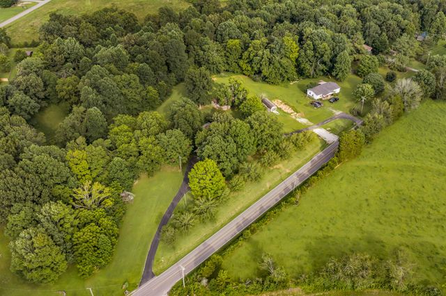 2815 Spencer Mill Rd, Bon Aqua, TN 37025