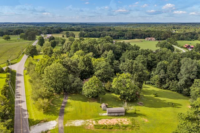 2815 Spencer Mill Rd, Bon Aqua, TN 37025