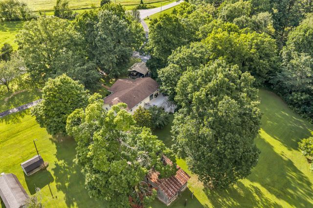 2815 Spencer Mill Rd, Bon Aqua, TN 37025