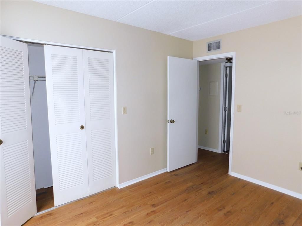 Image 26 of property listing at 105 PALMETTO COURT, Oldsmar, FL 34677