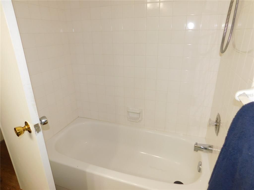 Image 28 of property listing at 105 PALMETTO COURT, Oldsmar, FL 34677