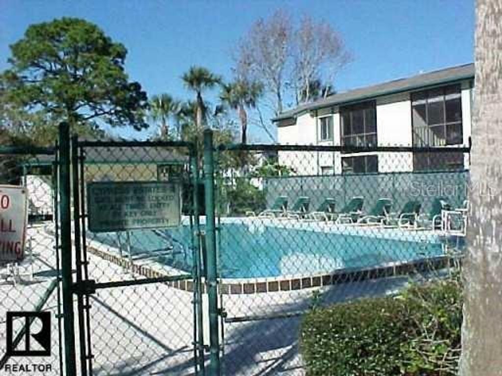 Image 32 of property listing at 105 PALMETTO COURT, Oldsmar, FL 34677