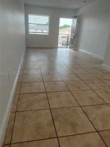 5461 W 24th Ave 67, Hialeah, FL 33016