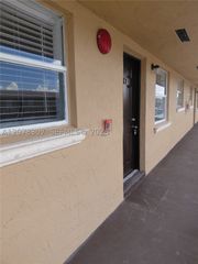 5461 W 24th Ave 67, Hialeah, FL 33016