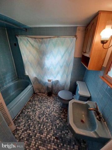 525 RADIX RD, Williamstown, NJ 08094