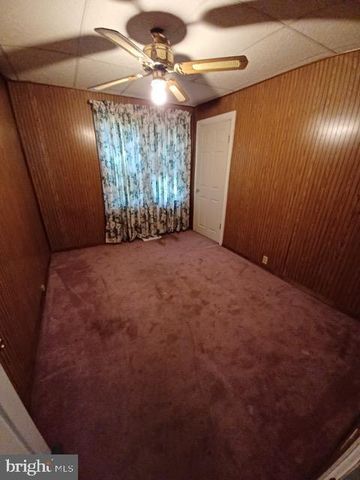 525 RADIX RD, Williamstown, NJ 08094