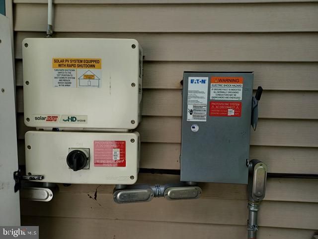 525 RADIX RD, Williamstown, NJ 08094