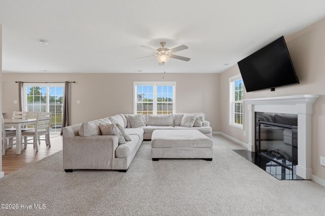 602 Ranch Hand Lane, Jacksonville, NC 28546