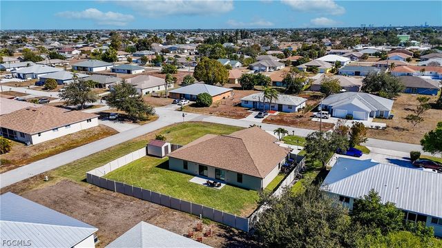 526-528 SE 5th PL, Cape Coral, FL 33990