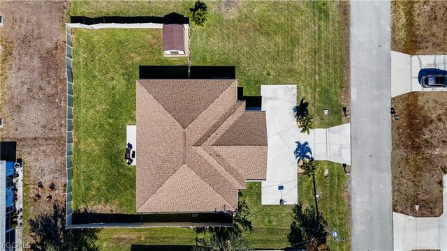 526-528 SE 5th PL, Cape Coral, FL 33990