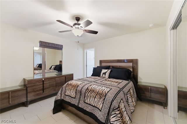 526-528 SE 5th PL, Cape Coral, FL 33990