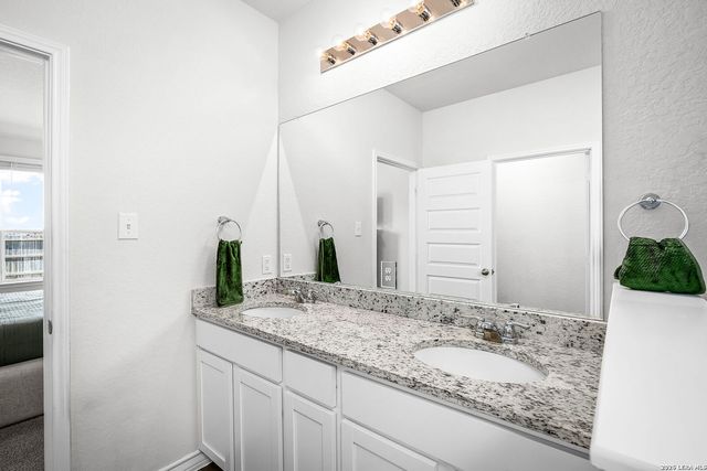 547 Lilac Shoals, Cibolo, TX 78108