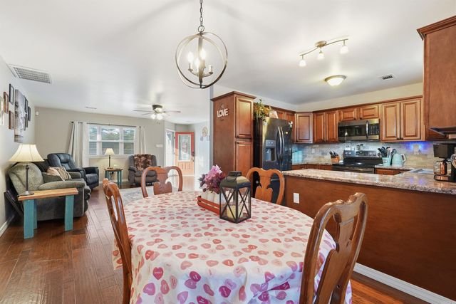 3 Cedar St, Greenbrier, AR 72058