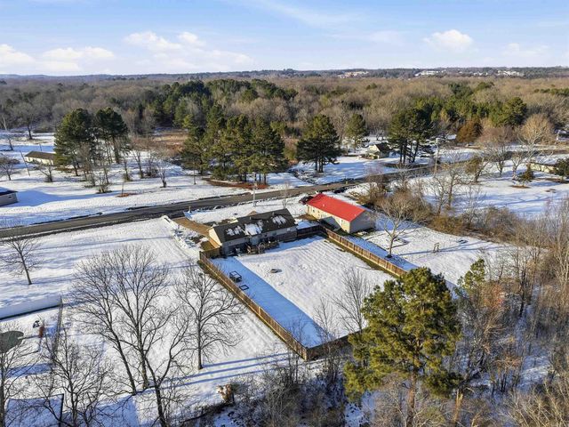 3 Cedar St, Greenbrier, AR 72058