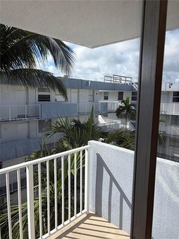 1801 S Treasure Dr 511, North Bay Village, FL 33141