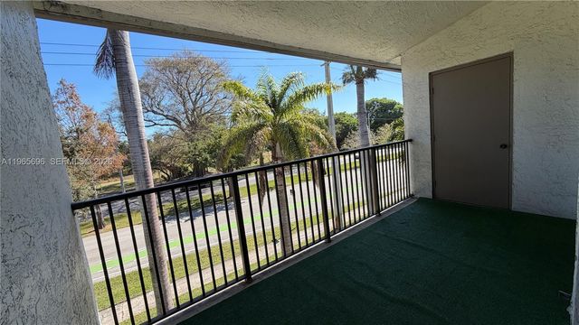 530 S Park Rd 35-11, Hollywood, FL 33021