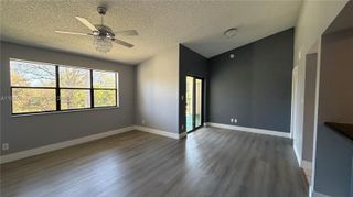 530 S Park Rd 35-11, Hollywood, FL 33021