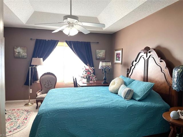 575 Lakewood Glen Court, Winston-salem, NC 27107