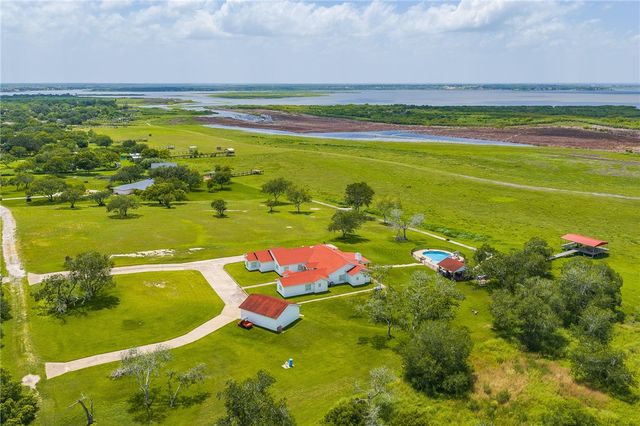 8259 Baldwin, Mathis, TX 78368