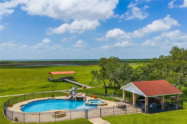 8259 Baldwin, Mathis, TX 78368