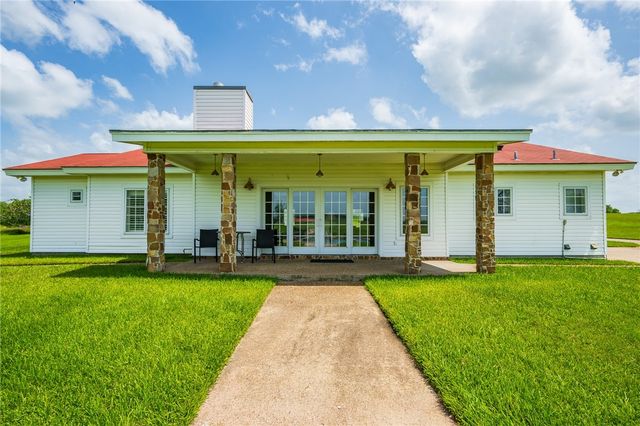 8259 Baldwin, Mathis, TX 78368