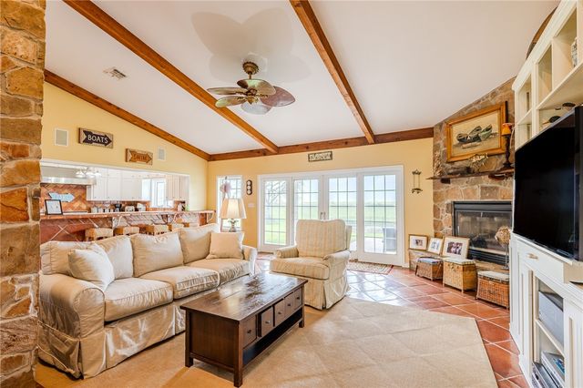 8259 Baldwin, Mathis, TX 78368