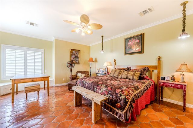8259 Baldwin, Mathis, TX 78368