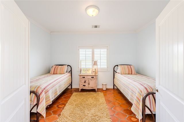 8259 Baldwin, Mathis, TX 78368