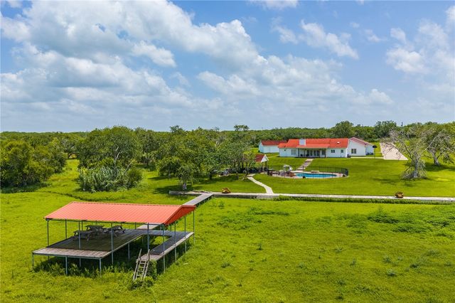 8259 Baldwin, Mathis, TX 78368