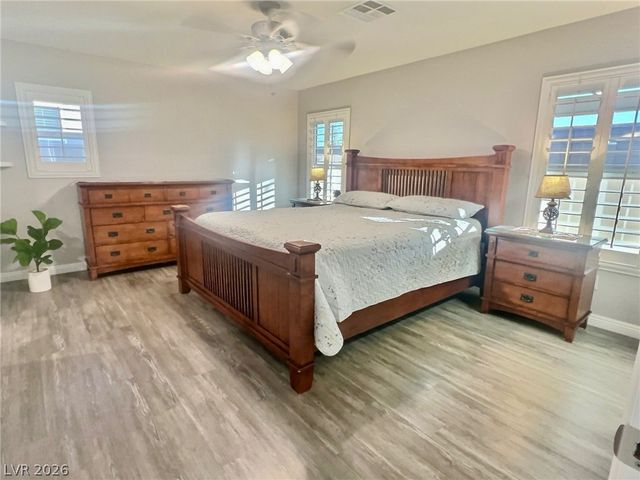 1525 Deep Valley Avenue, North Las Vegas, NV 89084