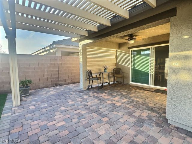 1525 Deep Valley Avenue, North Las Vegas, NV 89084