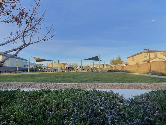 1525 Deep Valley Avenue, North Las Vegas, NV 89084