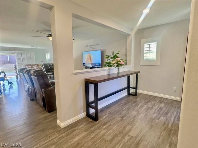 1525 Deep Valley Avenue, North Las Vegas, NV 89084