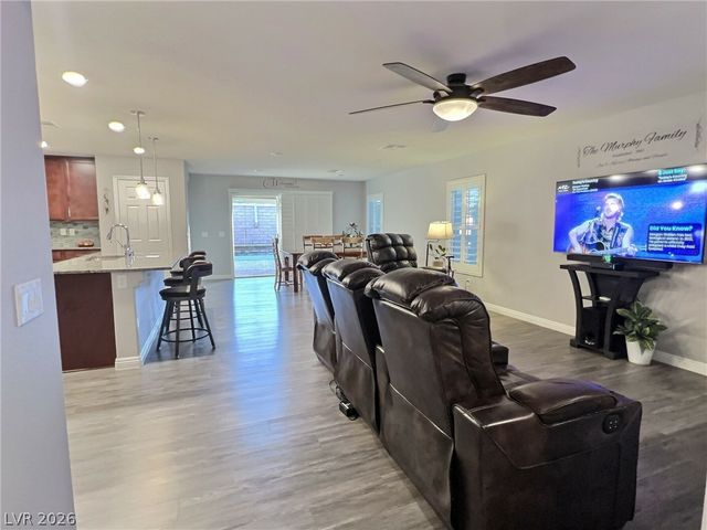 1525 Deep Valley Avenue, North Las Vegas, NV 89084