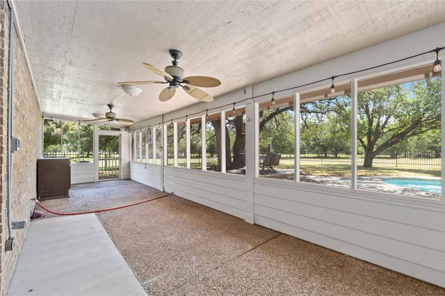 104 Acorn Lane, Comanche, TX 76442