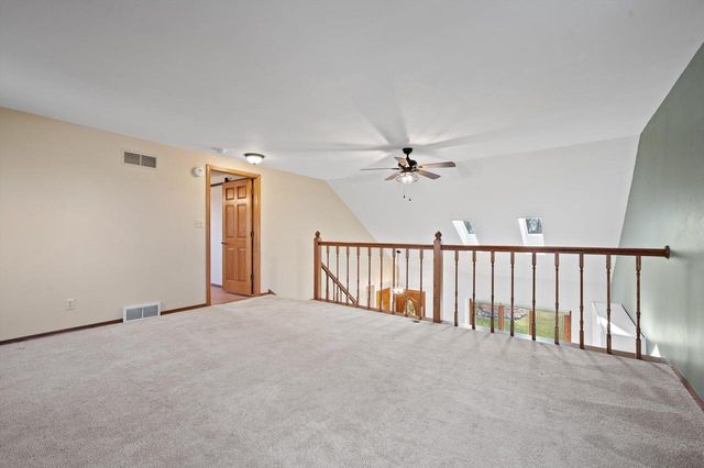 5070 S 69th STREET, Greenfield, WI 53220