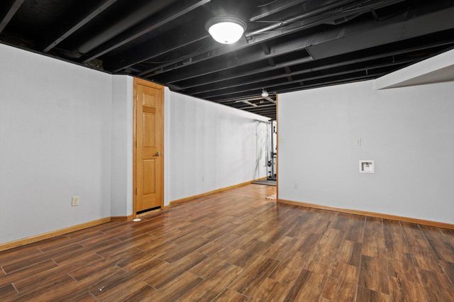 5070 S 69th STREET, Greenfield, WI 53220