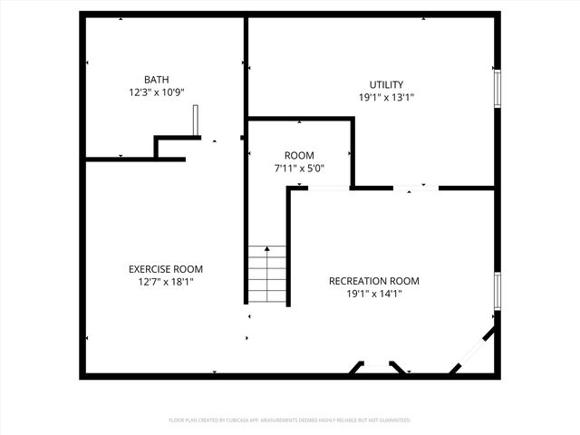 5070 S 69th STREET, Greenfield, WI 53220