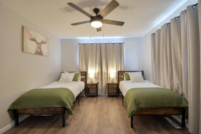 1257 Arizona Ave, Los Banos, CA 93635