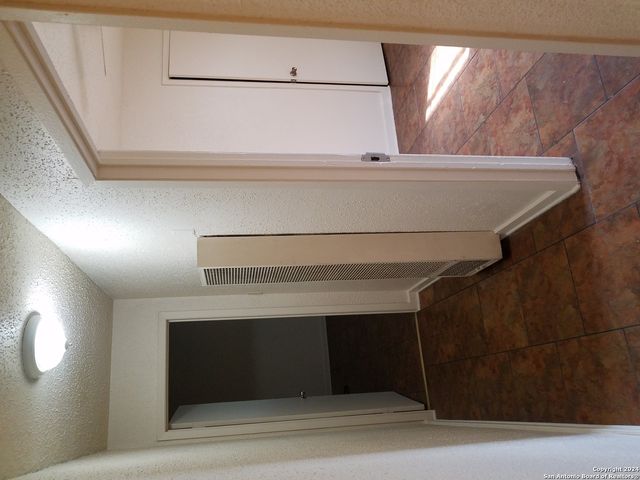 600 Monticello Ct Apt 3, San Antonio, TX 78223