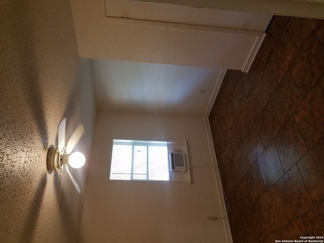 600 Monticello Ct Apt 3, San Antonio, TX 78223