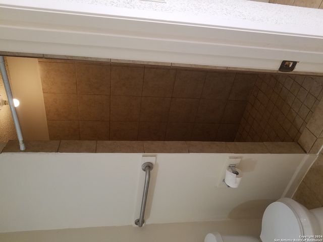 600 Monticello Ct Apt 3, San Antonio, TX 78223