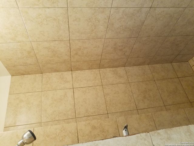 600 Monticello Ct Apt 3, San Antonio, TX 78223