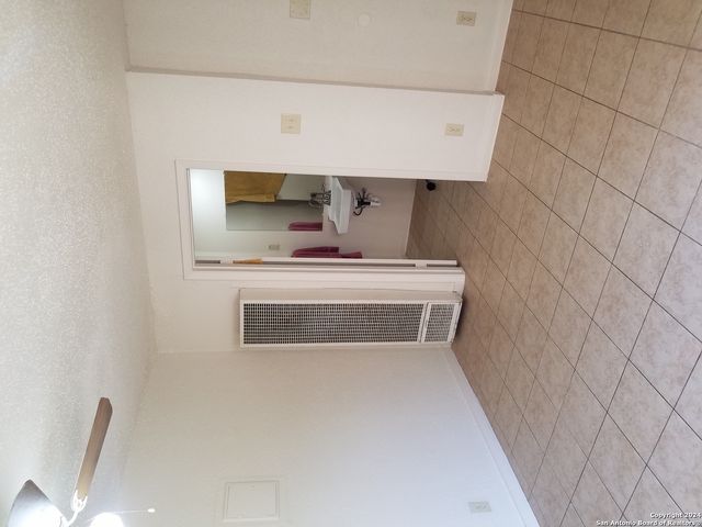 600 Monticello Ct Apt 3, San Antonio, TX 78223